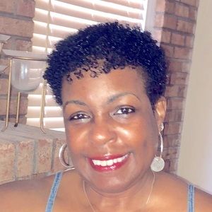 Meet your Posher, Deb